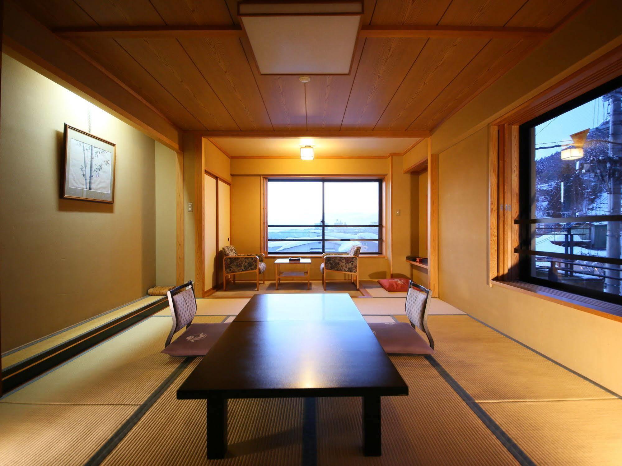 Shibu Hotel Yamanouchi  Extérieur photo