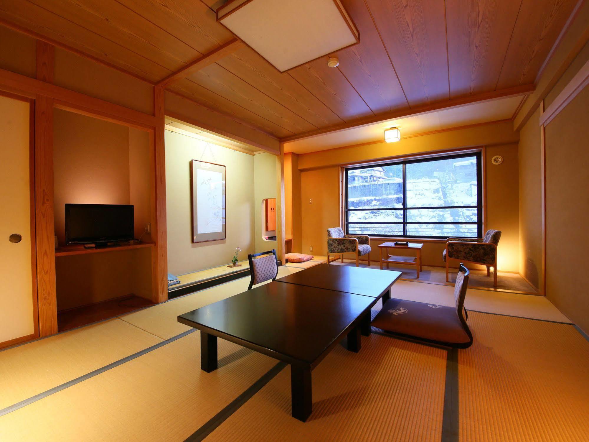 Shibu Hotel Yamanouchi  Extérieur photo